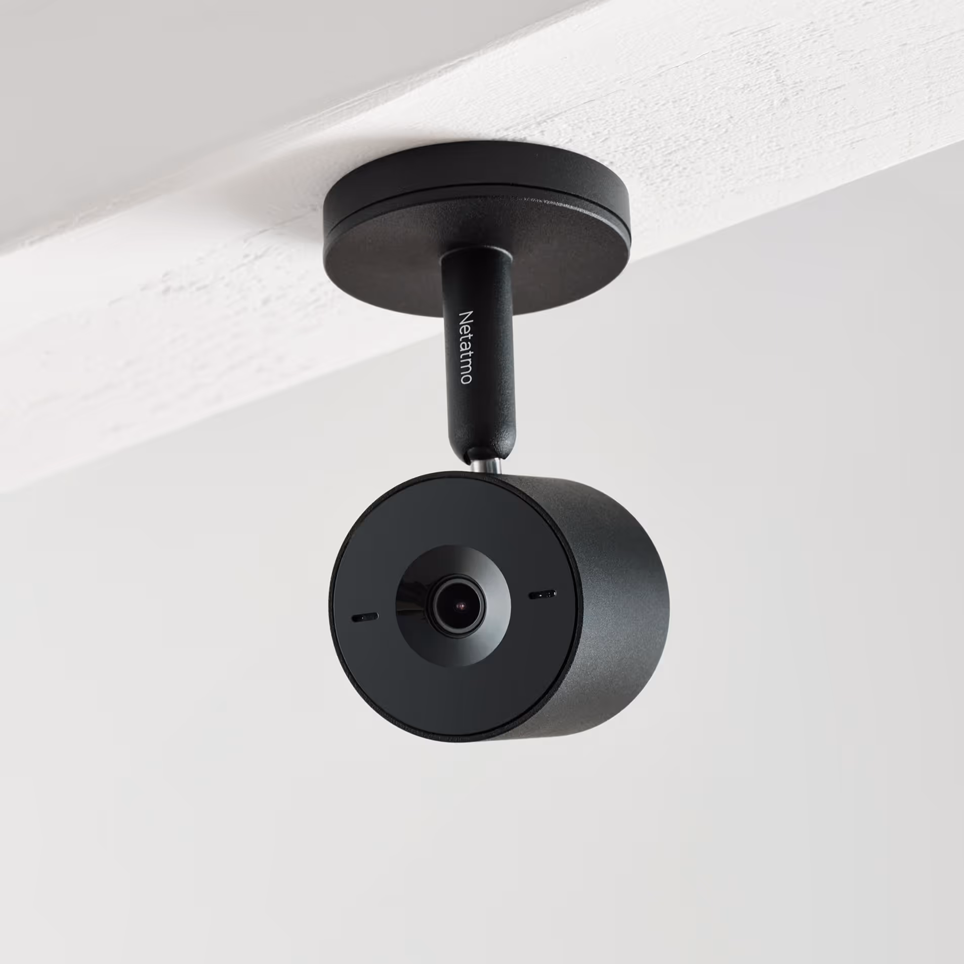 Instala fácilmente tu Cámara donde quieras.